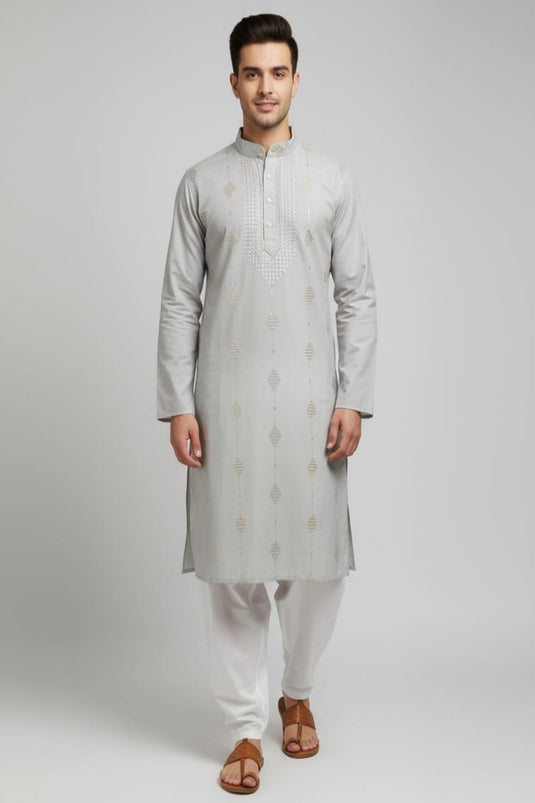 Translation missing: en.Embroidered Kurta with Salwar