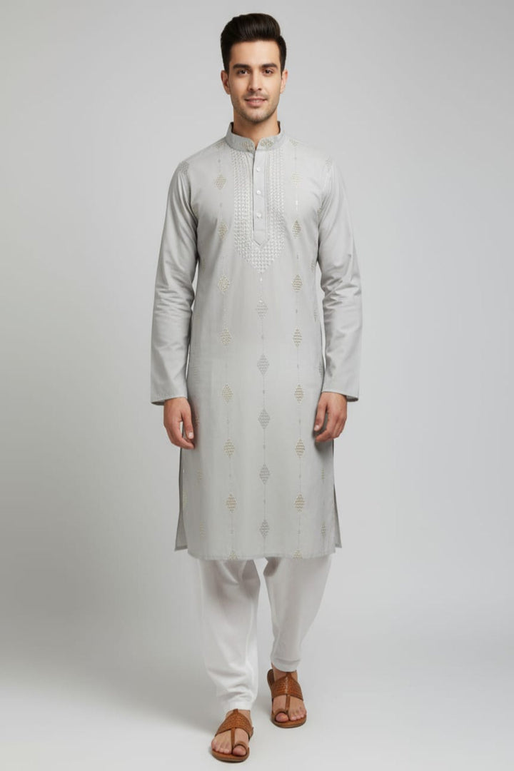 Translation missing: en.Embroidered Kurta with Salwar